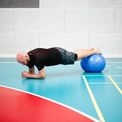 YB01N 55CM BLUE PIŁKA GIMNASTYCZNA HMS